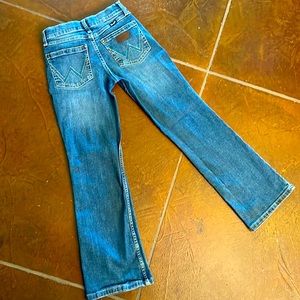 Wrangler girls size 12 regular. Cowgirl western jeans.